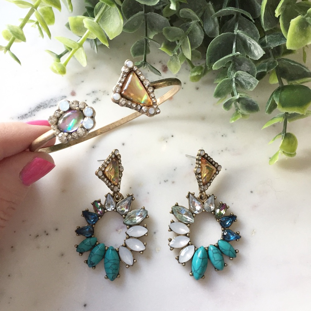 🆑 "Irina" Earrings || Blue & Clear Crystal - Picture 9 of 13